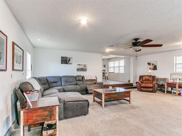 424 W Catalpa Street, Lexington, OK 73051
