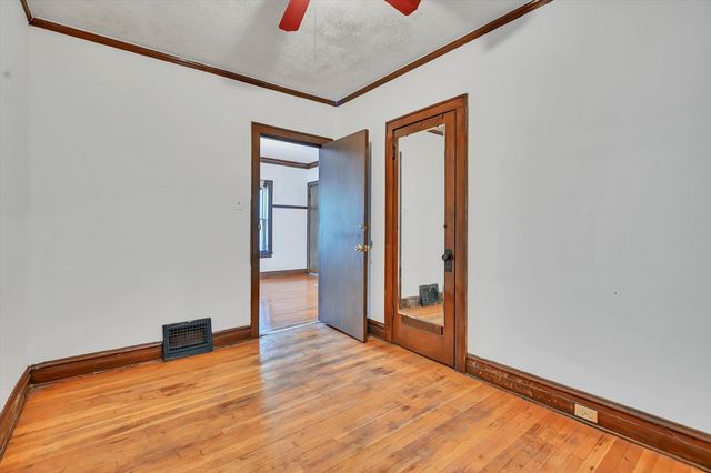 657 E 90th Street, Chicago, IL 60619