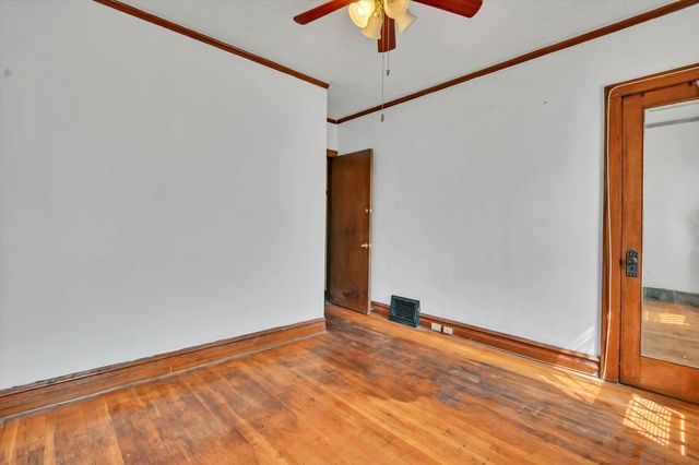 657 E 90th Street, Chicago, IL 60619