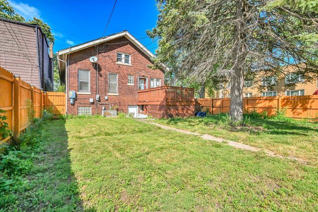657 E 90th Street, Chicago, IL 60619