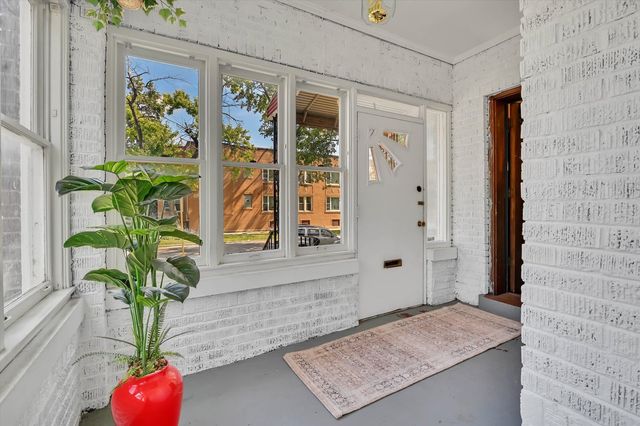 657 E 90th Street, Chicago, IL 60619