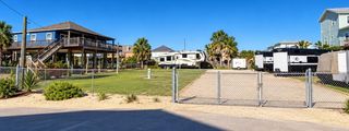 850 Kahla Drive, Crystal Beach, TX 77650