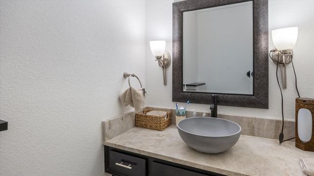 7020 Quartermile, Dallas, TX 75248