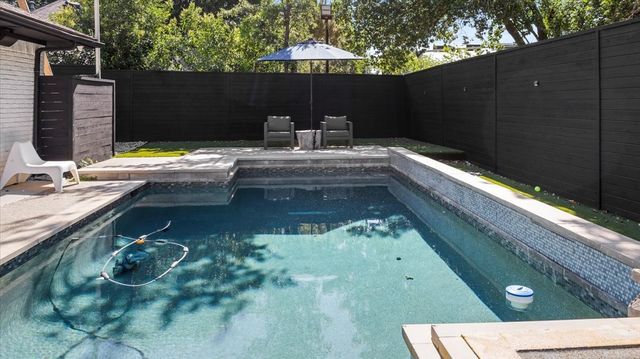 7020 Quartermile, Dallas, TX 75248