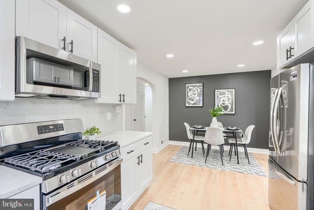 8702 MARAVOSS LN, Baltimore, MD 21234