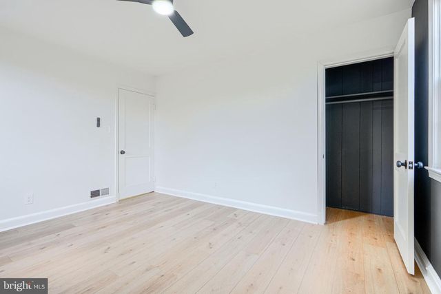 8702 MARAVOSS LN, Baltimore, MD 21234