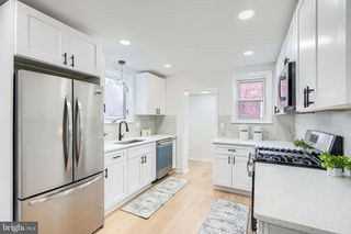 8702 MARAVOSS LN, Baltimore, MD 21234