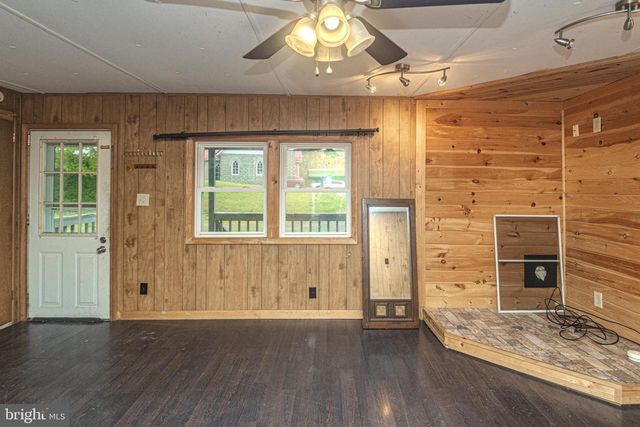 2155 JENNINGS ROAD, Grantsville, MD 21536