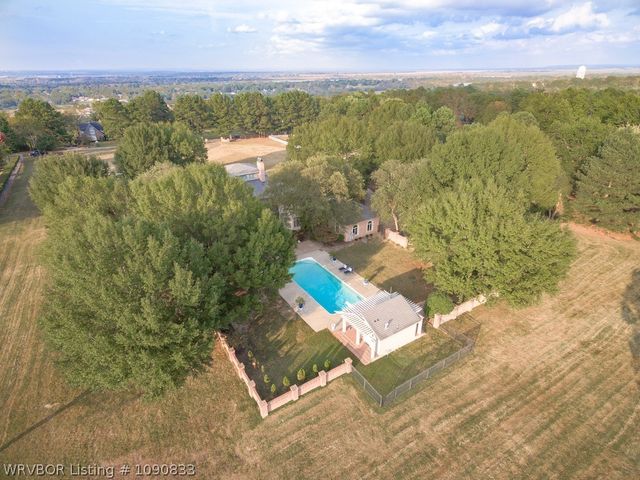 4616 96th Street, Fort Smith, AR 72903