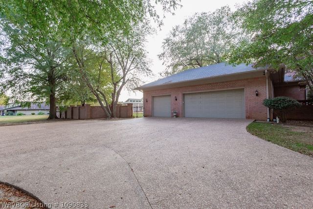 4616 96th Street, Fort Smith, AR 72903