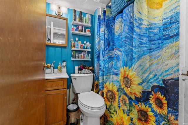 4865 W US 30 Highway, Columbia City, IN 46725