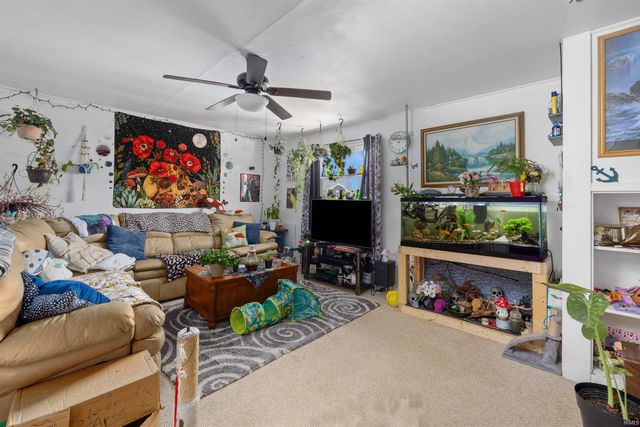 4865 W US 30 Highway, Columbia City, IN 46725