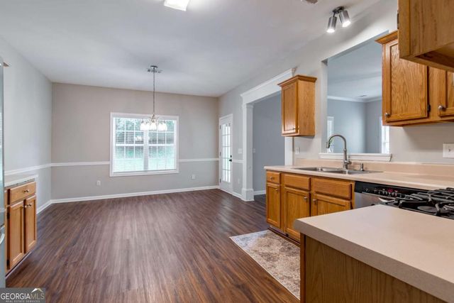 134 Lexington Parke Drive, Woodstock, GA 30189