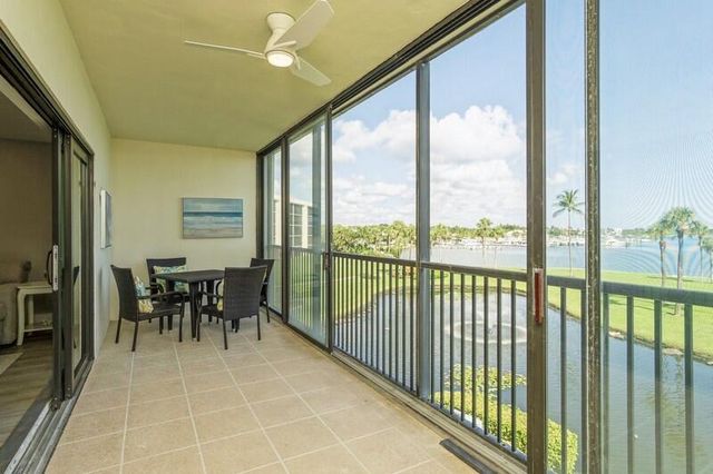200 INTRACOASTAL Place 305, Jupiter, FL 33469
