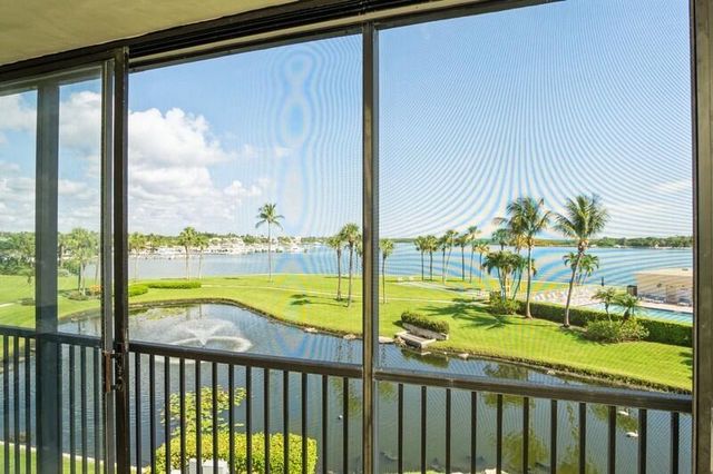 200 INTRACOASTAL Place 305, Jupiter, FL 33469