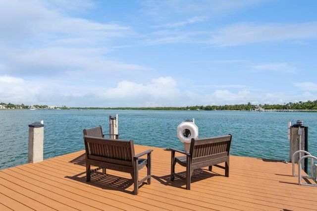 200 INTRACOASTAL Place 305, Jupiter, FL 33469