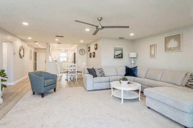 200 INTRACOASTAL Place 305, Jupiter, FL 33469