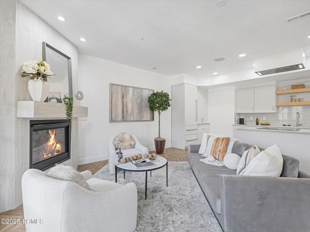 3017 Canyon Links Drive, Park City, UT 84098