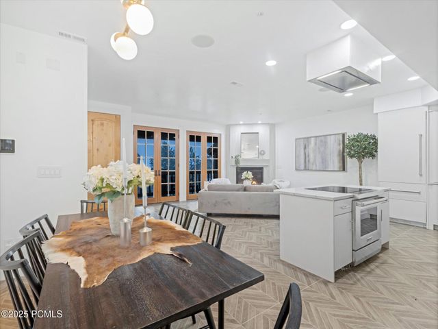 3017 Canyon Links Drive, Park City, UT 84098