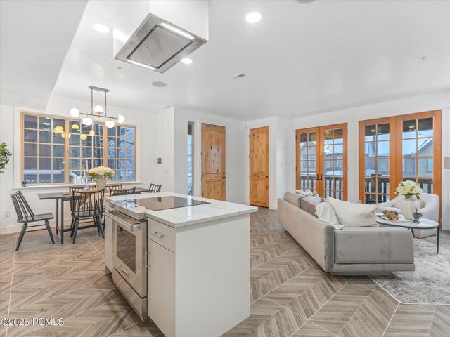 3017 Canyon Links Drive, Park City, UT 84098