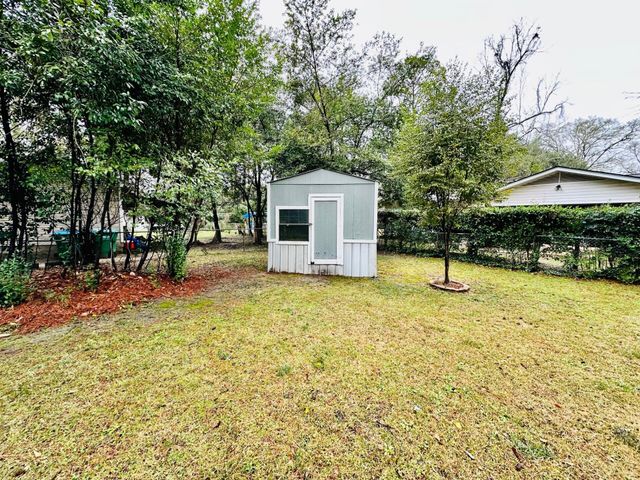 207 E 8th Ave., Petal, MS 39465