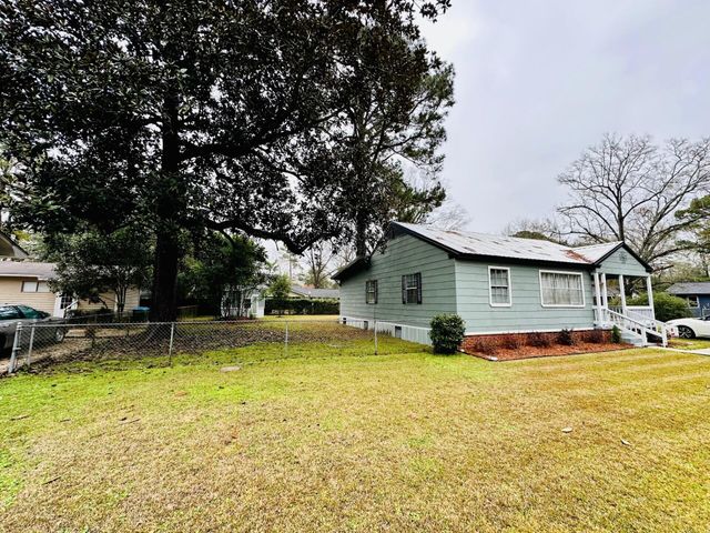 207 E 8th Ave., Petal, MS 39465