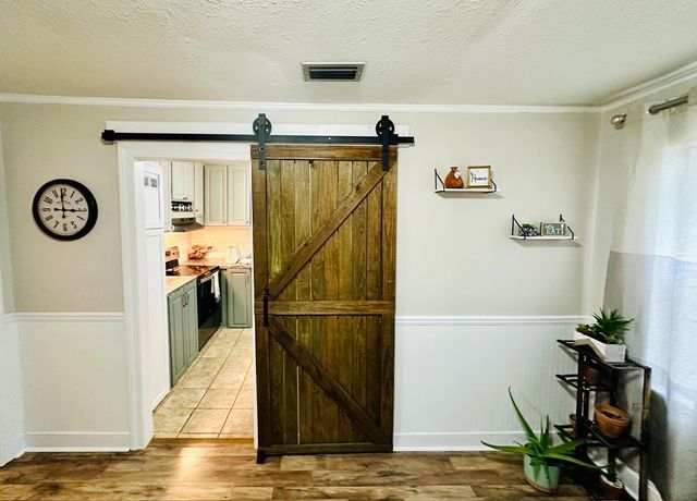 207 E 8th Ave., Petal, MS 39465