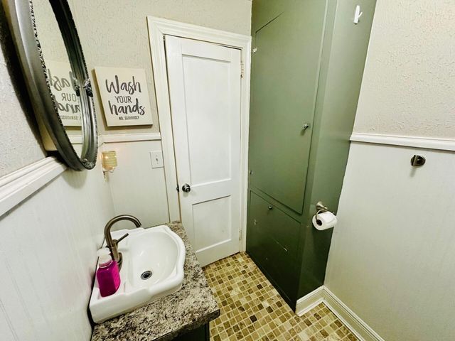 207 E 8th Ave., Petal, MS 39465