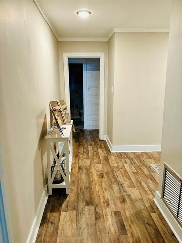 207 E 8th Ave., Petal, MS 39465