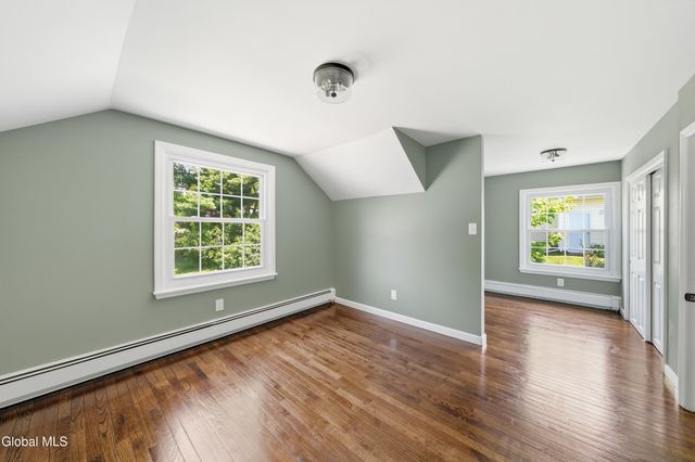 2704 Apple Tree Lane, Schodack, NY 12033
