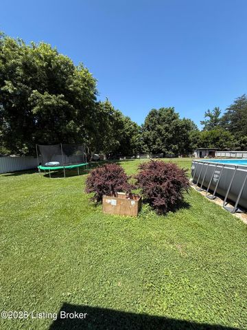 3608 New Moody Ln, La Grange, KY 40031