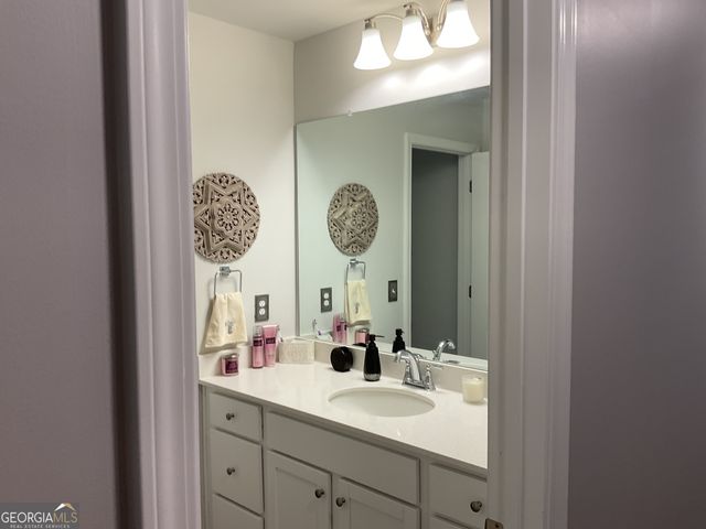 137 Cabin Way, Hampton, GA 30228