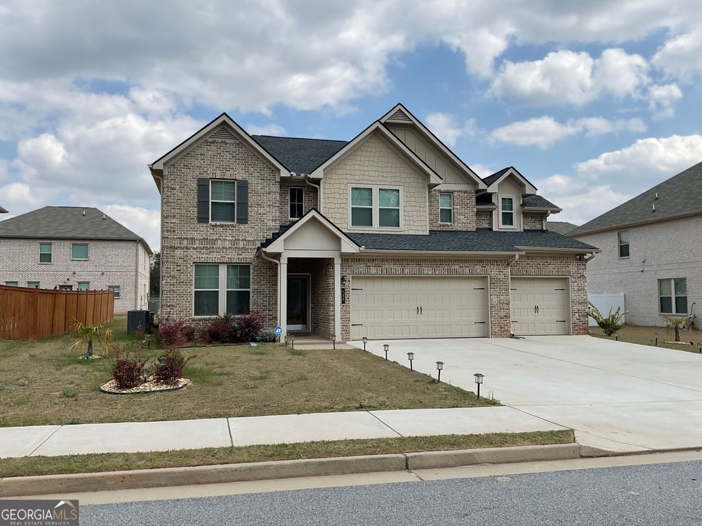 137 Cabin Way, Hampton, GA 30228
