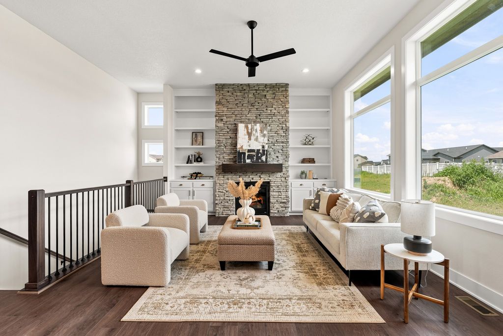 2615 NW Fairfield Drive, Ankeny, IA 50023