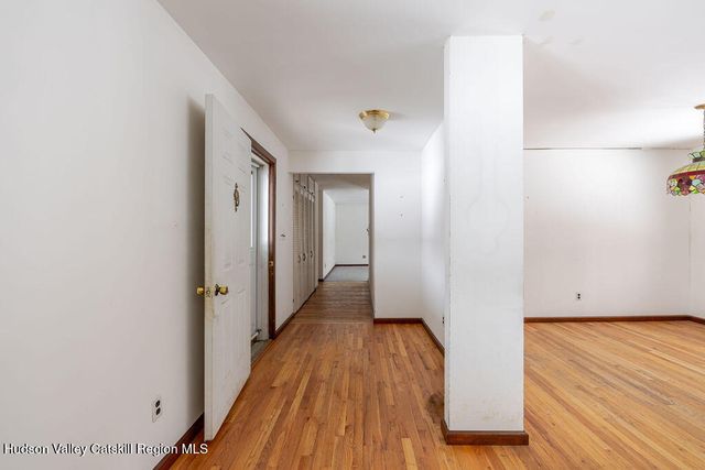 10 Barrington Drive, Copake, NY 12516