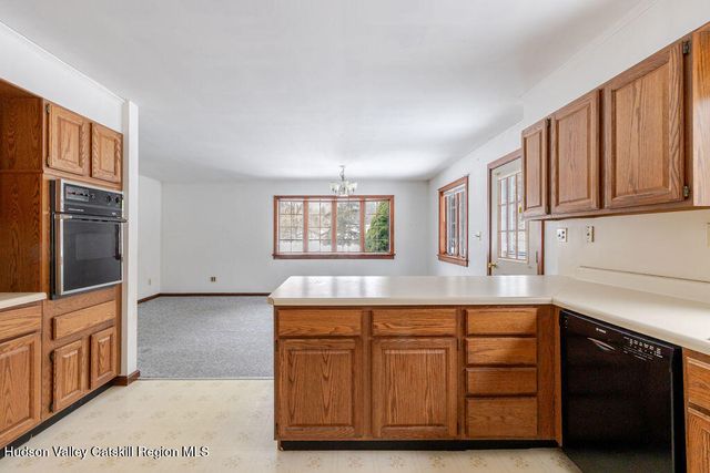 10 Barrington Drive, Copake, NY 12516