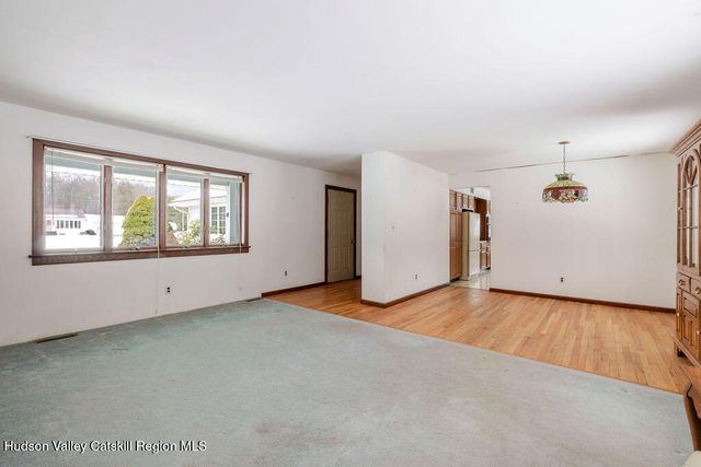 10 Barrington Drive, Copake, NY 12516