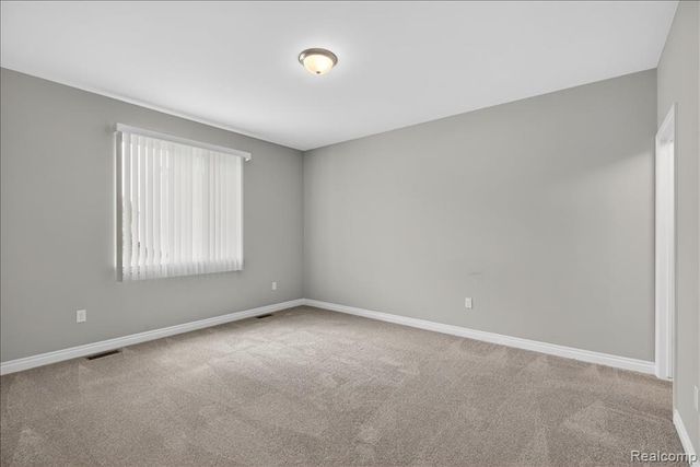 1422 Lincoln Street, Lapeer, MI 48446