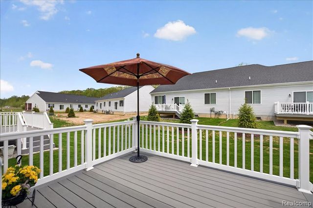 1422 Lincoln Street, Lapeer, MI 48446