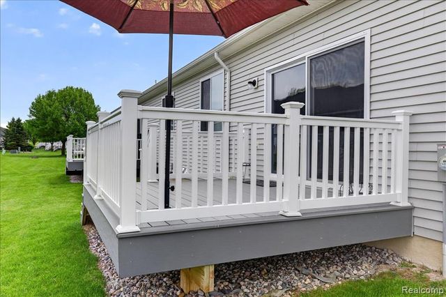 1422 Lincoln Street, Lapeer, MI 48446
