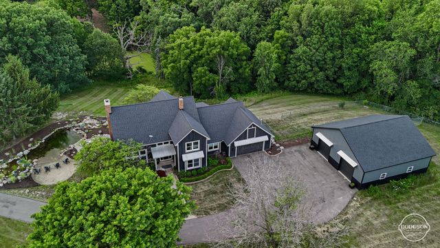 2714 Snow Avenue Se, Lowell Twp, MI 49331
