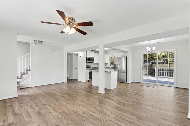 181 E Rexford DR, Newport News, VA 23608