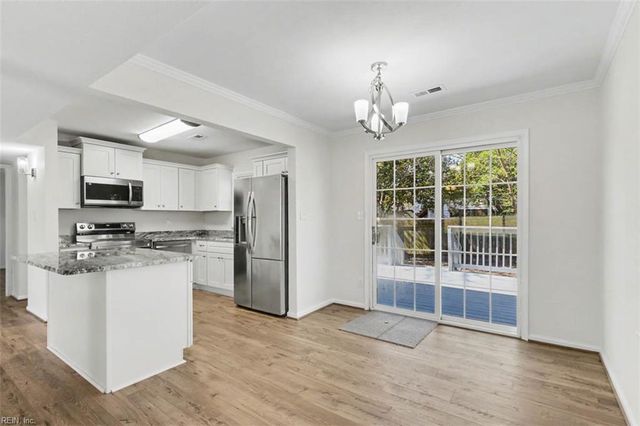 181 E Rexford DR, Newport News, VA 23608