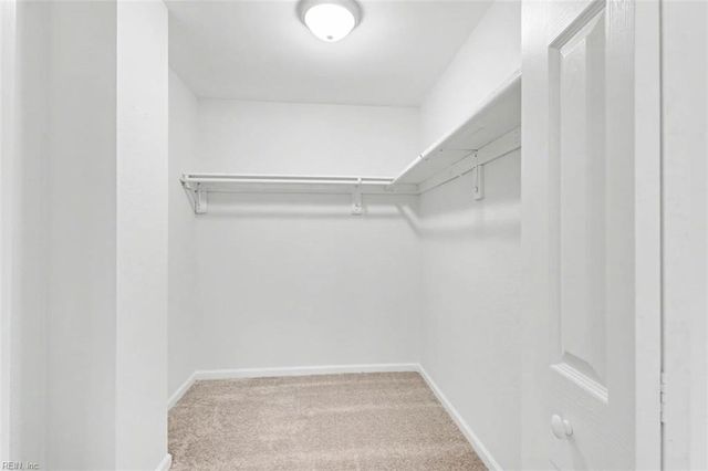 181 E Rexford DR, Newport News, VA 23608