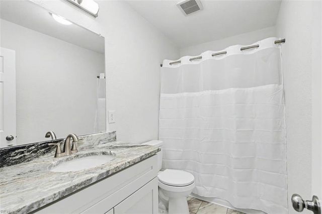 181 E Rexford DR, Newport News, VA 23608