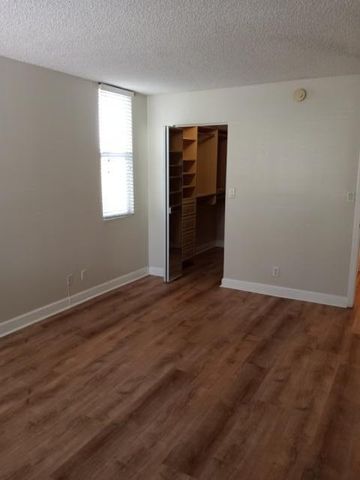 801 LYONS Road 19101, Coconut Creek, FL 33063