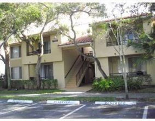 801 LYONS Road 19101, Coconut Creek, FL 33063