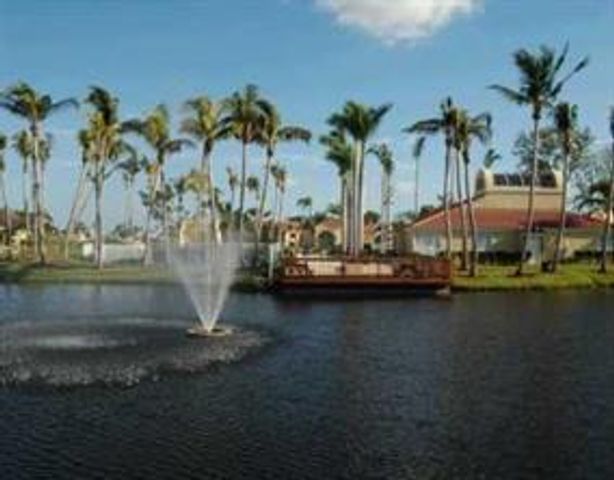 801 LYONS Road 19101, Coconut Creek, FL 33063