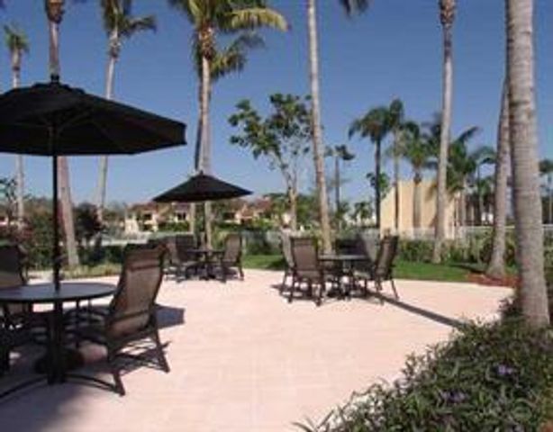 801 LYONS Road 19101, Coconut Creek, FL 33063