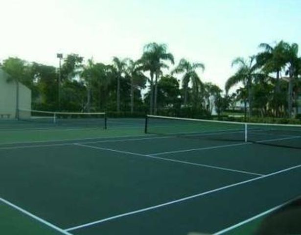 801 LYONS Road 19101, Coconut Creek, FL 33063